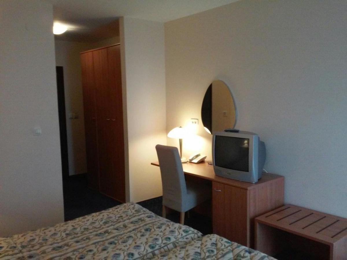 Hotel Monument Mrakovica Luaran gambar