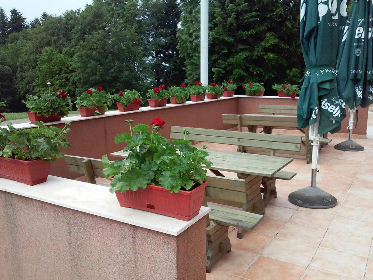 Hotel Monument Mrakovica Luaran gambar